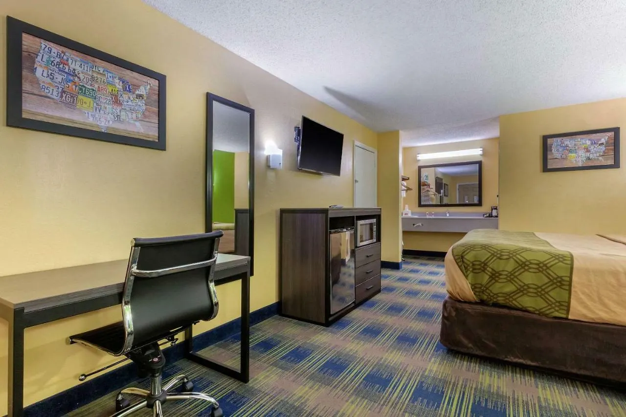 Econo Lodge Nashville Airport East